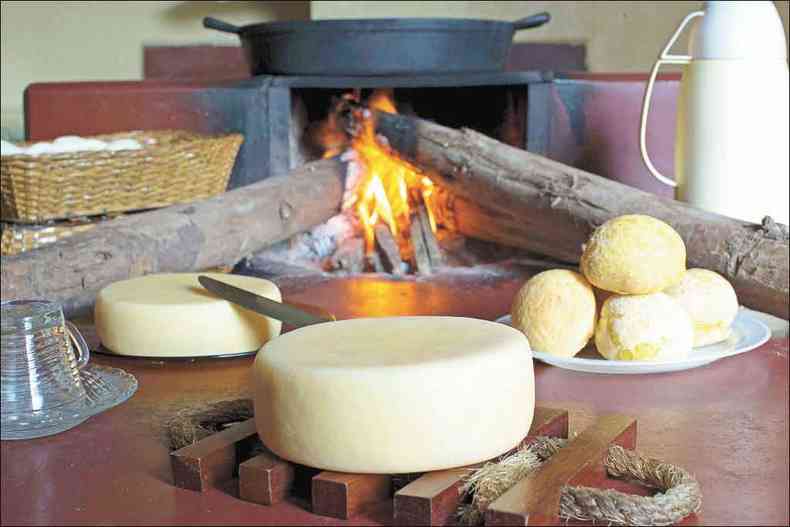 A regio tambm  conhecida pelo queijo amarelinho, de casca lavada(foto: Bruno Magalhes/Divulgao)
