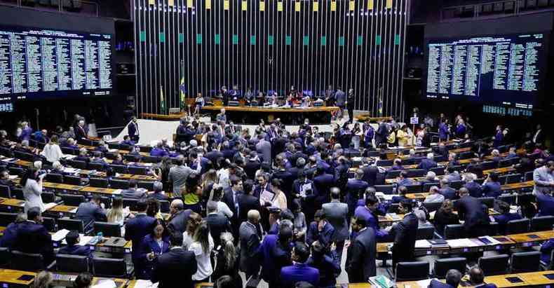 Sessão conjunta da Câmara e do Senado aprovou ontem a derrubada de pontos da LDO referentes ao Orçamento impositivo (foto: Luís Macedo/Agência Câmara)