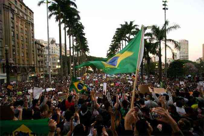 Manifestao no Centro de So Paulo, na Praa da S na ltima tera-feira (foto: Joo Marcondes/Divulgao SP )