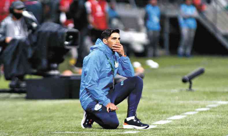 Abel Ferreira, tcnico do Palmeiras no jogo contra o Furaco