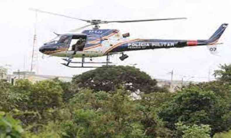 Durante toda a manh deste domingo, helicptero da PM tem feito voos na regio sem encontrar vestgios de queda de aeronave(foto: PMMG/Divulgao)
