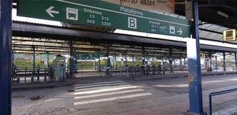 Estacao BHBus Diamante ficou completamente deserta(foto: Renato Weil/EM/D.A Press)