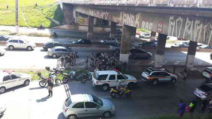 Acidente aconteceu na altura do viaduto do Shopping Del ReyQuinho Razelli/Divulgao