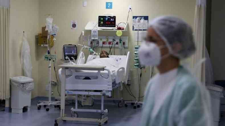Paciente de covid-19 em hospital no Rio; mortes de voluntrios em grupo placeo de estudo da proxalutamida chamou a ateno de pesquisadores