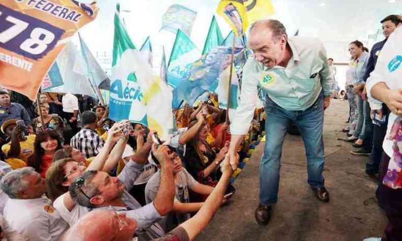 Aloysio Nunes tambm recebeu meio milho do empreiteiro na campanha ao Senado, em 2010(foto: Orlando Brito/ Coligao Muda Brasil)