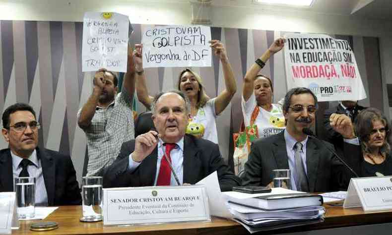 (foto: Geraldo Magela/Agncia Senado)