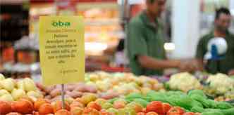 O tomate partiu de uma alta de 17,18% no encerramento de agosto para 7,20% na primeira quadrissemana de setembro(foto: Leandro Couri/EM/D.A/Press)