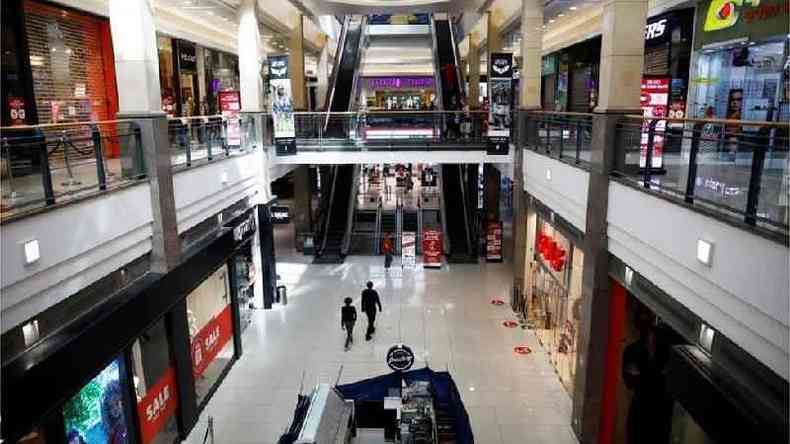 Shopping centers podem abrir suas portas ao pblico a partir deste domingo(foto: Reuters)