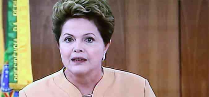 A presidente Dilma fez pronunciamento nessa sexta-feira aps protestos que tomam as ruas de vrias cidades brasileiras(foto: Rodrigo Clemente/EM/D.A Press - Reproduo )