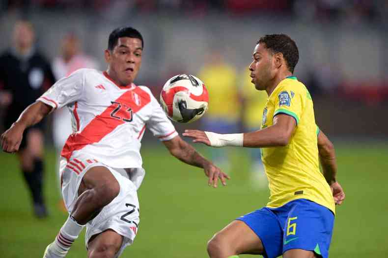 Lance do jogo do Brasil com o Peru