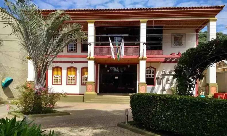 Fachada da Prefeitura de Itapecerica