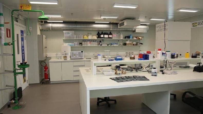 Laborat�rios servem a pesquisadores durante ver�o ant�rtico(foto: Marinha do Brasil)