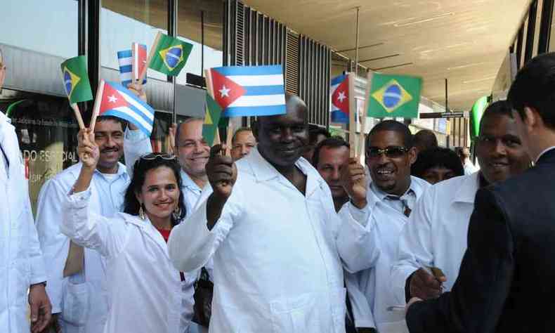 Os mdicos cubanos chegaram ao Brasil em 2013, quando o governo criou um programa para melhorar o atendimento do SUS(foto: Cristina Horta/EM/D.A Press)