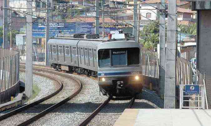 Para o governo de Minas, a prioridade  modernizar a Linha 1, que liga o Eldorado ao Vilarinho, e construir a Linha 2, que vai do Nova Sua ao Barreiro, uma das regies mais populosas da capital mineira (foto: Jackson Romanelli/EM/DA Press - 27/9/11)