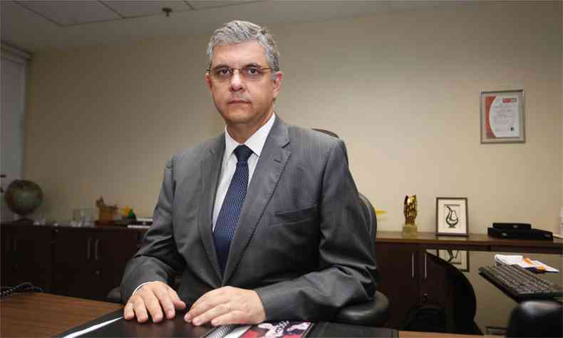 Secretrio Gustavo Barbosa confirma questionamento no Supremo (foto: Divulgao/Assessoria Romeu Zema )