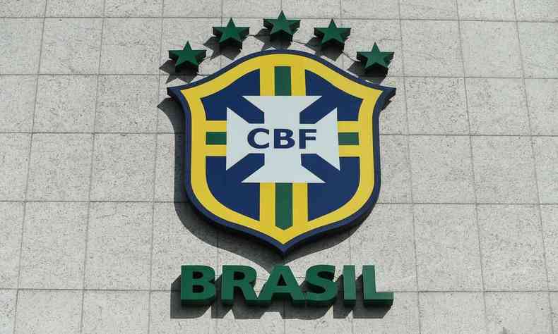 Escudo da CBF em prdio no Rio de Janeiro