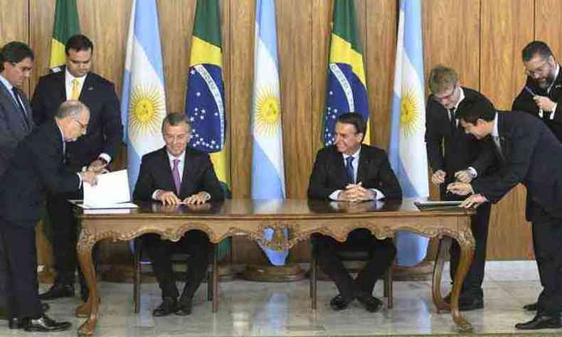 O presidente, Jair Bolsonaro o presidente da Argentina, Mauricio Macri, no Palcio do Planalto (foto: Ed Alves/CB/D.A Press)