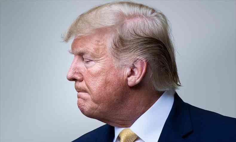 Trump  acusado de suposta interferncia indevida na Ucrnia com vistas a ganhar vantagem na poltica americana.(foto: Brendan Smialowski / AFP )