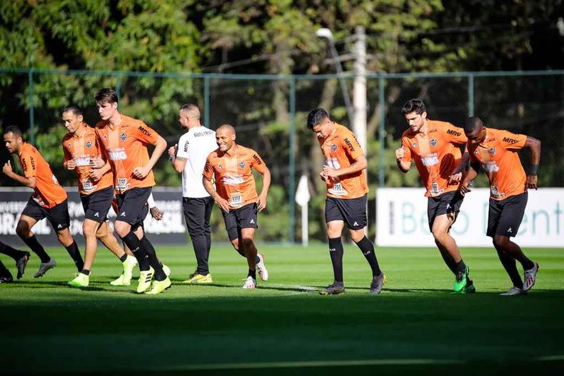 Em situação confortável no Brasileiro e sem se preocupar com jogos durante a semana, Atlético busca a vitória para se aproximar dos líderes na tabela(foto: Bruno Cantini/Atlético) Em situação confortável no Brasileiro e sem se preocupar com jogos durante a semana, Atlético busca a vitória para se aproximar dos líderes na tabela(foto: Bruno Cantini/Atlético)