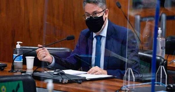 Após ameaças de Bolsonaro, Vieira diz que 'falta coragem' a Aras e Lira - Vimarsana News