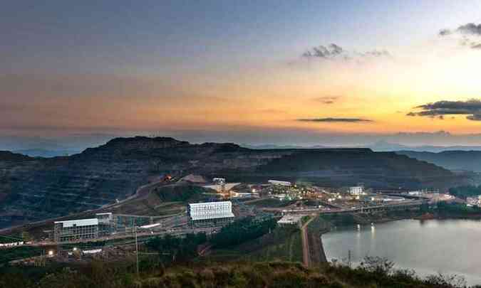 Ataques da quadrilha foram em unidade da mineradora na cidade de Itabira(foto: Marcelo Rosa/Agncia Vale)