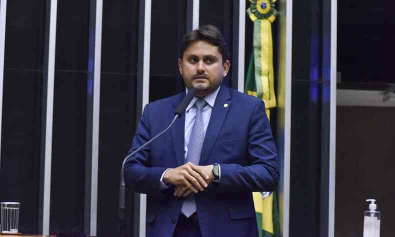foto do ministro Juscelino Filho no Plenrio da Cmara dos Deputados quando ele era deputado, em 21/12/21