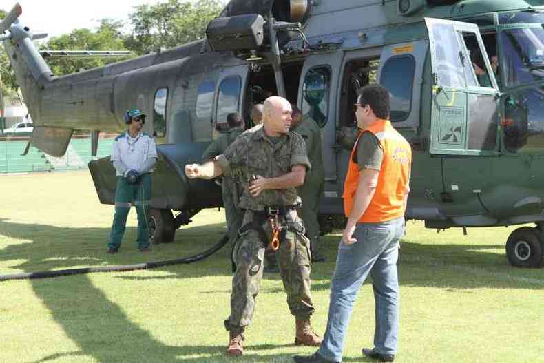 Coronel Leite esteve no comando das operaes de resgate de Brumadinho(foto: Edsio Ferreira EM/D.A.Press)