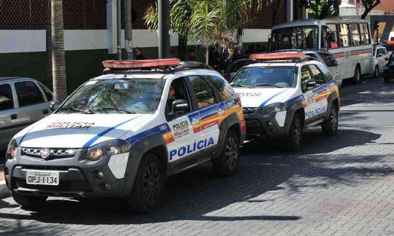 Homens foram presos por policiais militares (foto: Juarez Rodrigues/EM/D.A.Press)