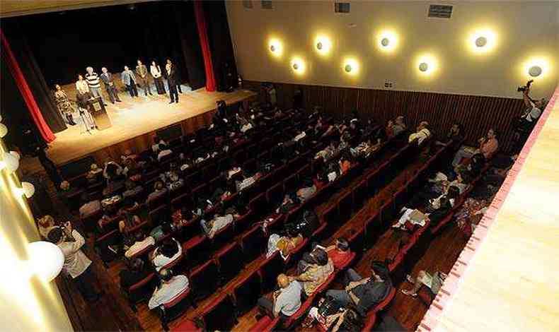 Com a reforma, a capacidade do Teatro Marlia passou de 185 lugares para 257(foto: Jair Amaral/EM/D.A Press)