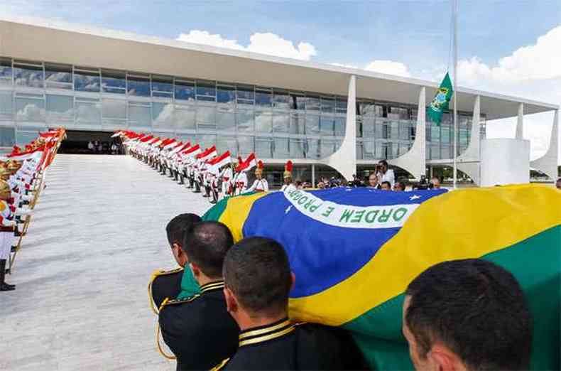 Velrio de Niemeyer teve honras de Chefe de Estado(foto: Roberto Stuckert Filho/PR)