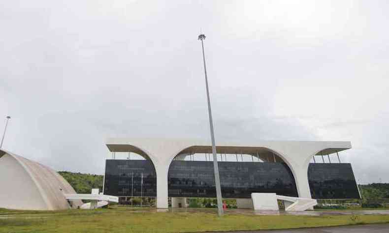 O governo de Minas atrasou de novo a segunda parcela por fluxo insuficiente de caixa(foto: Alexandre Guzanshe EM/ D.A Press)