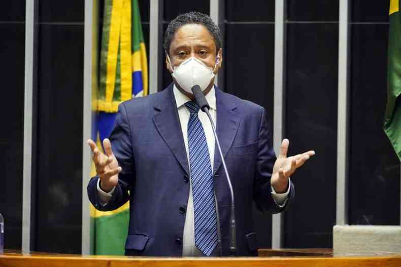 Orlando Silva criticou Bolsonaro e chamou presidente de 'genocida'(foto: Pablo Valadares/Cmara dos Deputados)