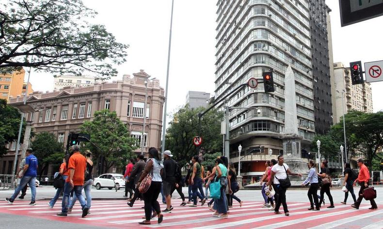 Imagem da praa Sete de Setembro, no centro de Belo Horizonte