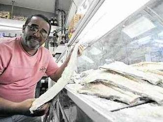 Com queda de vendas de 30%, Alexandre Pereira viu consumidores reduzindo as compras a menos de um ter�o dos volumes anteriores(foto: Gladyston Rodrigues/EM/D.A Press)