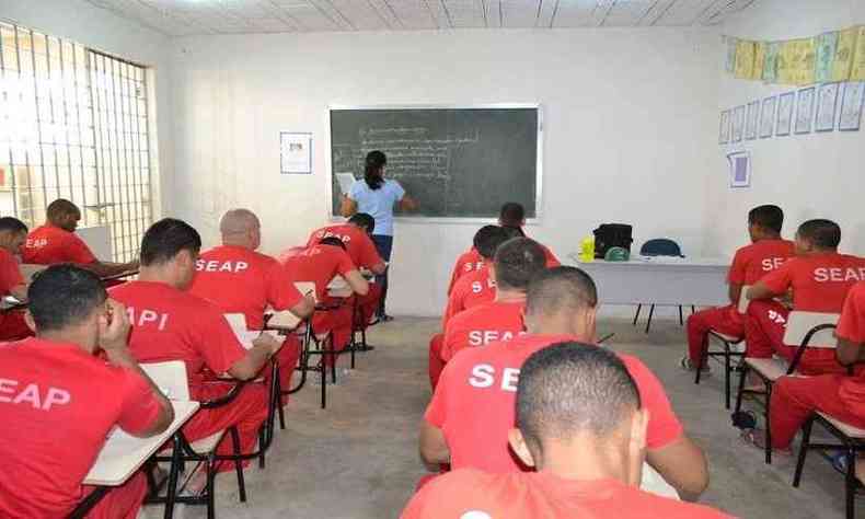 Quinze internos do sistema penitencirio conseguiram acesso a universidades pblicas(foto: Sejus/Divulgao)