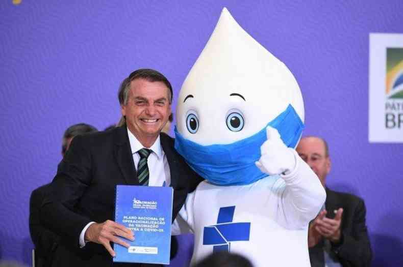 Bolsonaro e Z Gotinha(foto: Evaristo S/AFP)