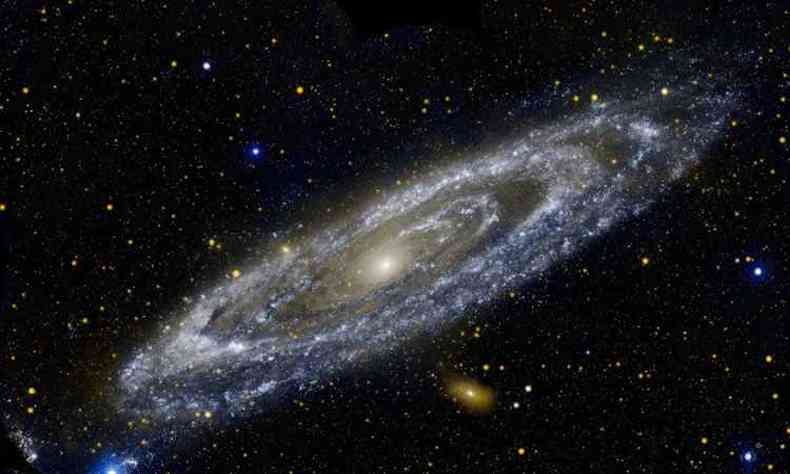 O Universo  formado por bilhes de Galxias, que possuem bilhes de planetas cada.(foto: NASA)