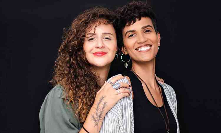 As cantoras Jeh Senhorini e Letcia Damaris

