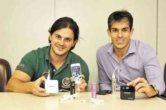 Sócios na El Shaddai Technology, Lucas Cândido Neto e Daniel Filizzola distribuem o produto para atacadistas (foto: EL Shaddai/divulgação )