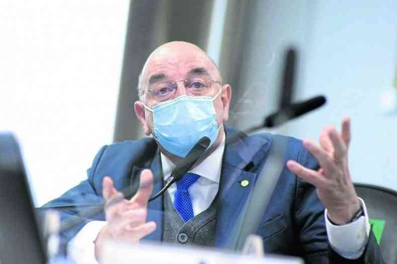 O deputado Osmar Terra tentou, na CPI da Covid, justificar postura de minimizar a pandemia(foto: Edilson Rodrigues)