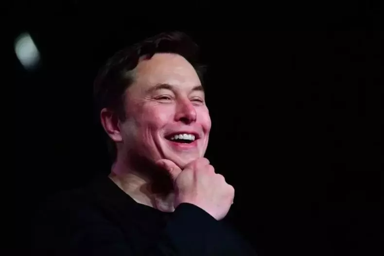  Elon Musk