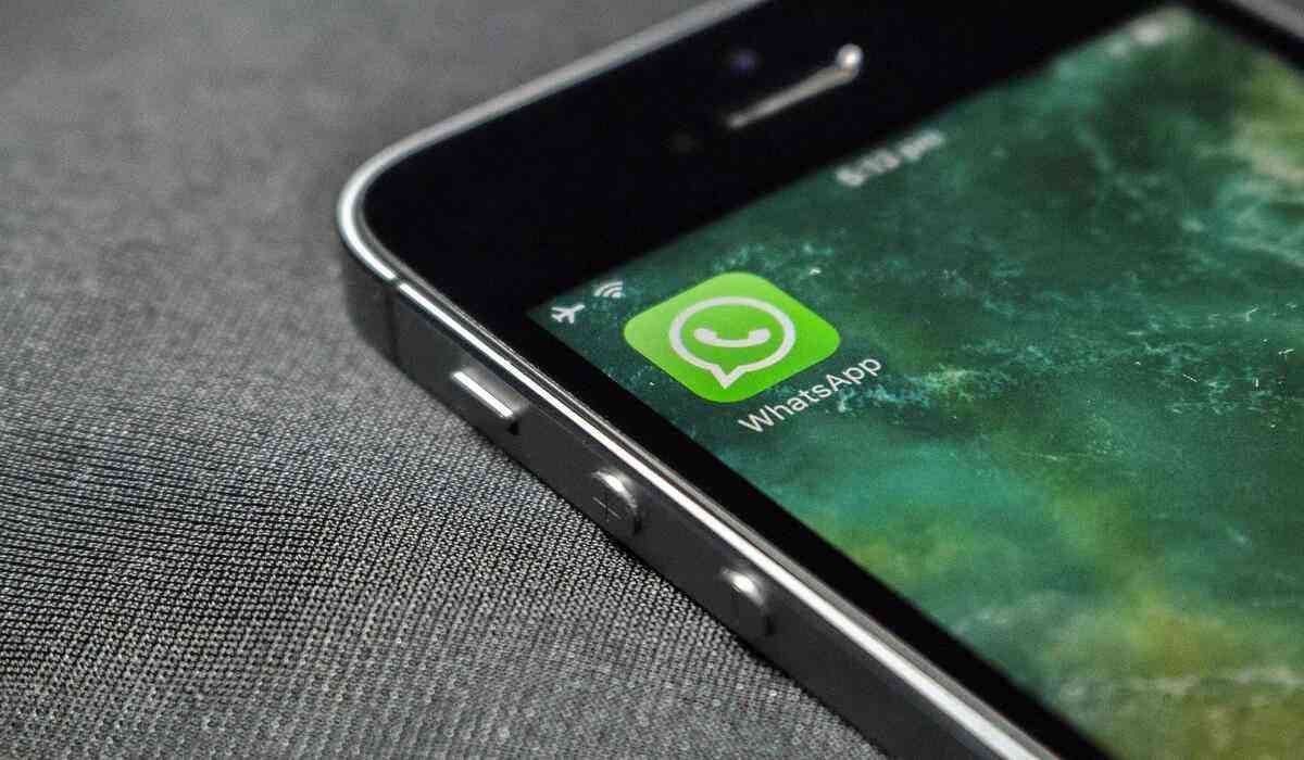  WhatsApp: usuários podem enviar reações a mensagens e novidades nos grupos  