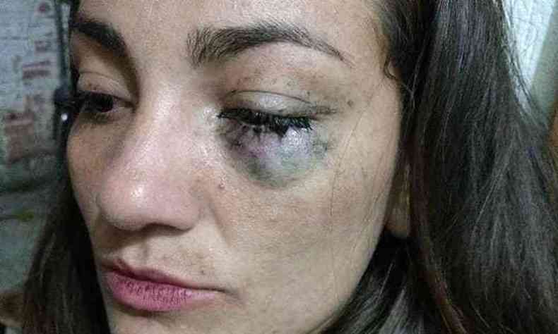 A publicao foi feita nesta segunda-feira, mesmo dia em que a vtima, Mariana Lima dos Santos, foi atacada a socos pelo ex-namorado numa praa de Itapetininga (foto: Reproduo/Facebook)