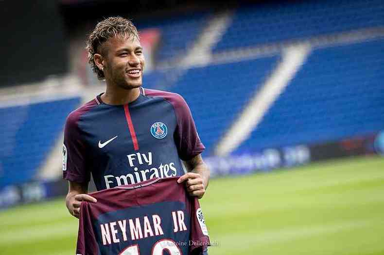 Dessa forma, o Neymar poder voltar para a Frana e treinar no PSG(foto: Reproduo Wikipdia )