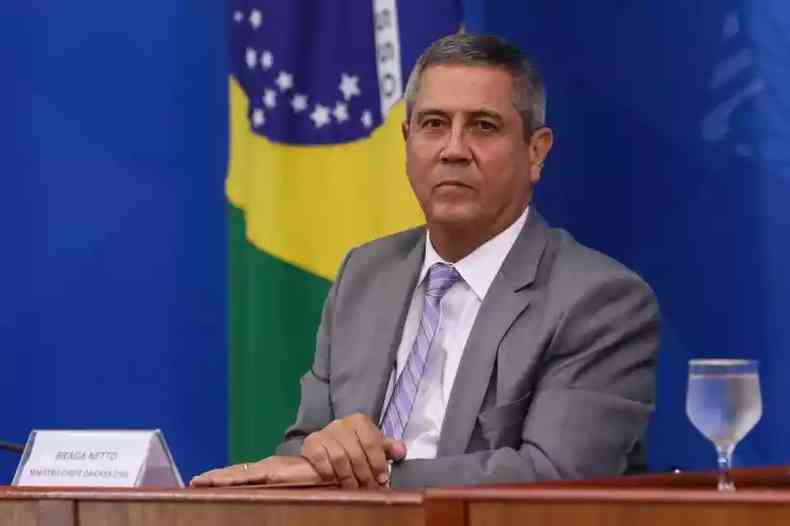 Braga Netto: 'O ministro Teich saiu por questes de foro ntimo'(foto: Jos Dias/PR)