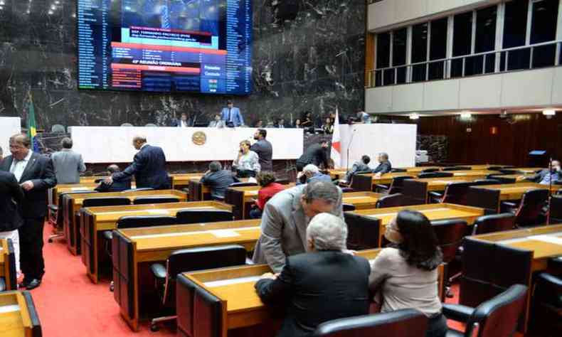 Para a aprovao do projeto no plenrio,  necessrio o voto de pelo menos 39 deputados(foto: Guilherme Dardanhan/Almg)