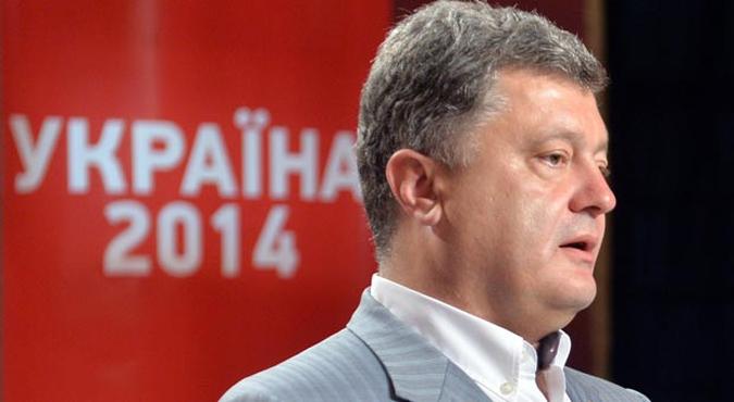 O bilionrio Petro Poroshenko, novo presidente, promete no dar trgua a separatistas do leste(foto: SERGEI SUPINSKY/AFP)
