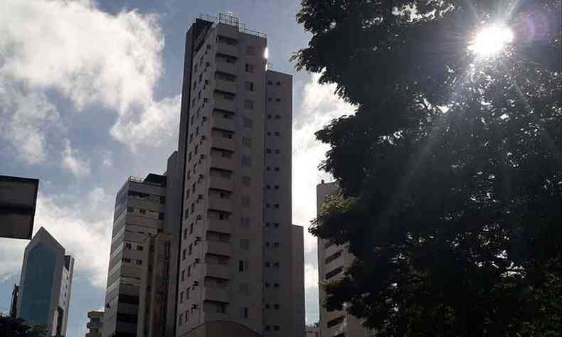 Incio de manh na Regio Centro-Sul de Belo Horizonte(foto: Jair Amaral/EM/DA Press)
