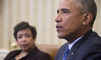 Obama e a Procuradora-Geral Loretta Lynch no Salão Oval da Casa Branca(foto: JIM WATSON/AFP) Obama e a Procuradora-Geral Loretta Lynch no Salão Oval da Casa Branca(foto: JIM WATSON/AFP)