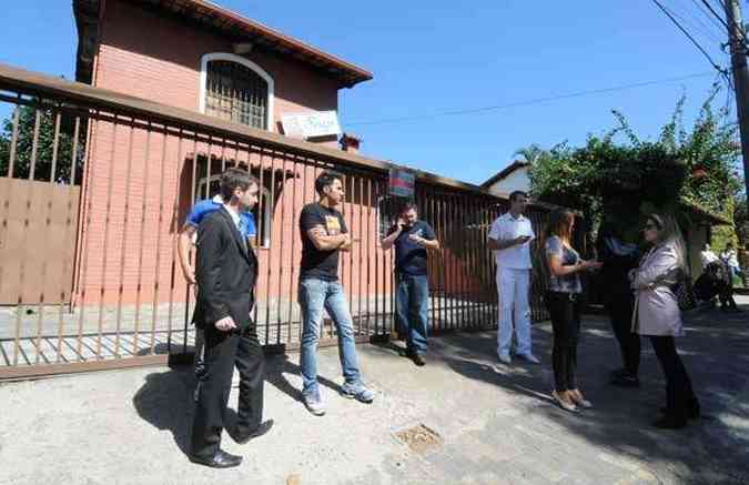 Clientes lesados encontraram a sede do buf de portas fechadas (foto: Beto Novaes/EM/D.A/Press)